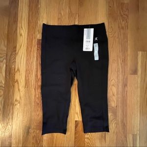 Danskin Cropped Leggings Black Size Medium